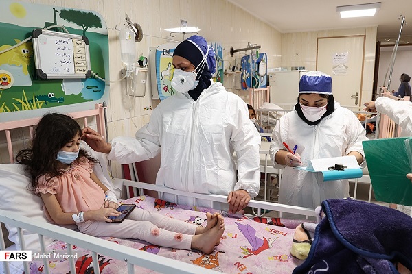 120 پرستار و پزشک در استان یزد حامی ایتام هستند 