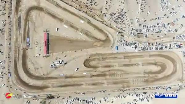 فیلم :معرفی بزرگترین پیست موتور سواری ایران در بافق(خدمت بی منت سنگ آهن مرکزی به شهر آهنی کویر) 